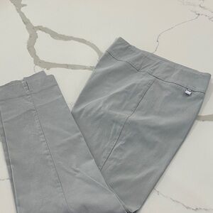 Peck & Peck Women's Soft Gray Leggings